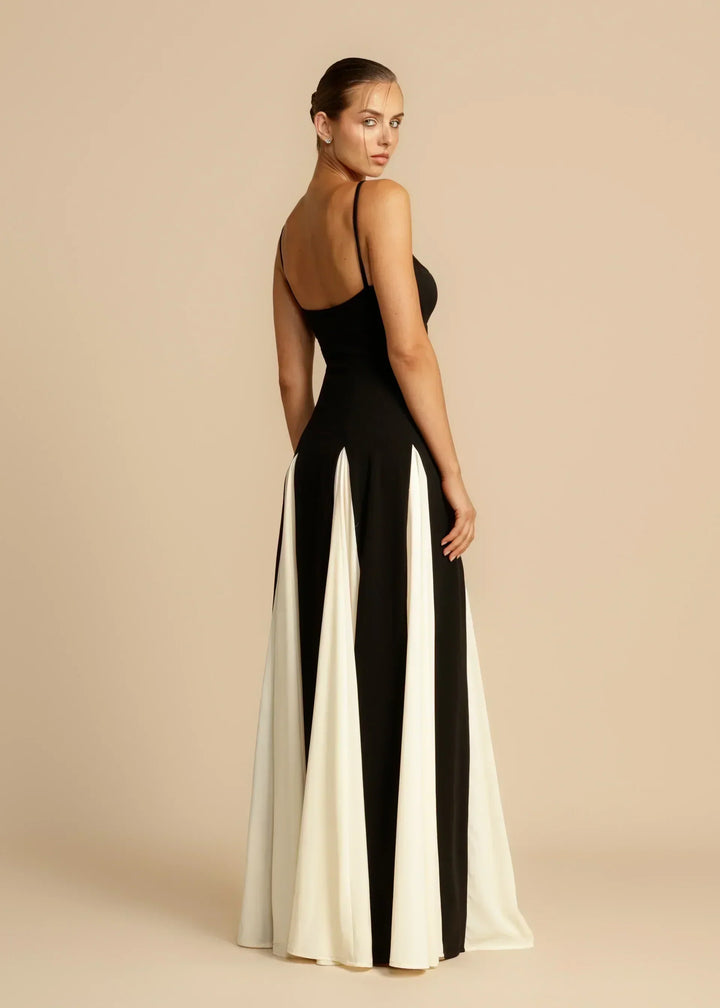 Contrast Ruffles Elegant Maxi Dress