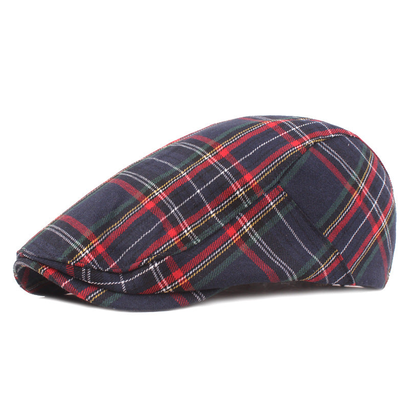 La Casquette à Carreaux au Caractère Affirmé