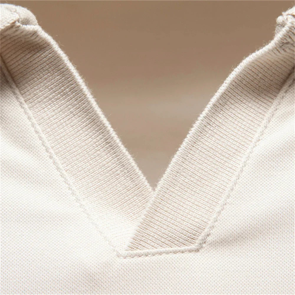 J&M Paris™ | Polo Respirant Col V